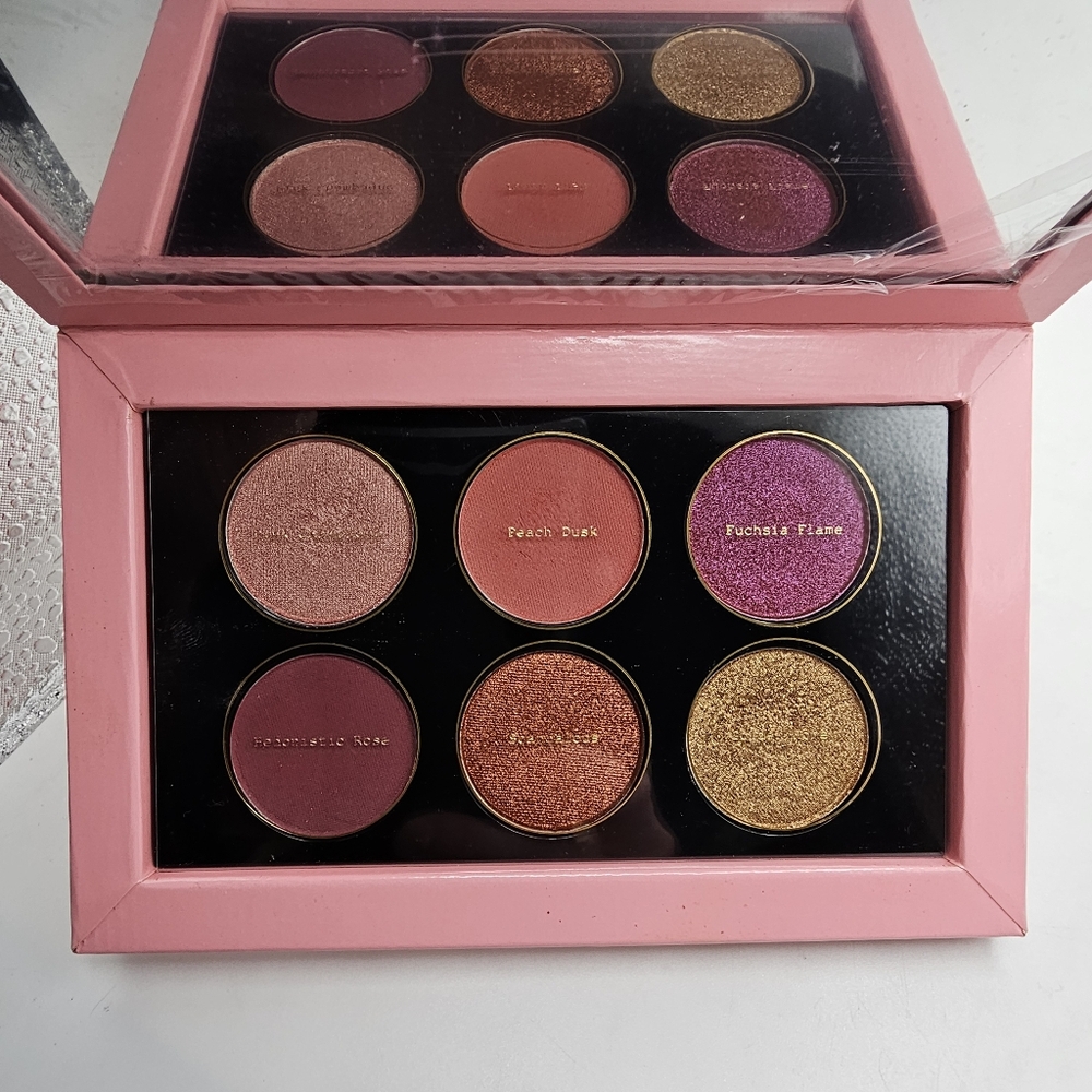Pat McGrath MTHRSHP Eyeshadow Palette Rose Decadence